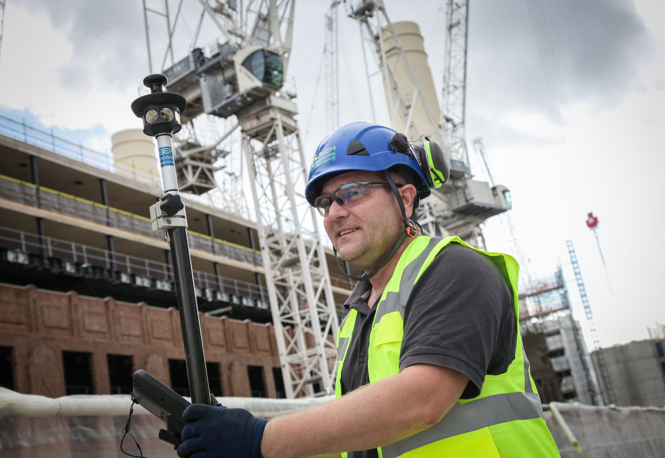 Setting out engineer Barking Logo